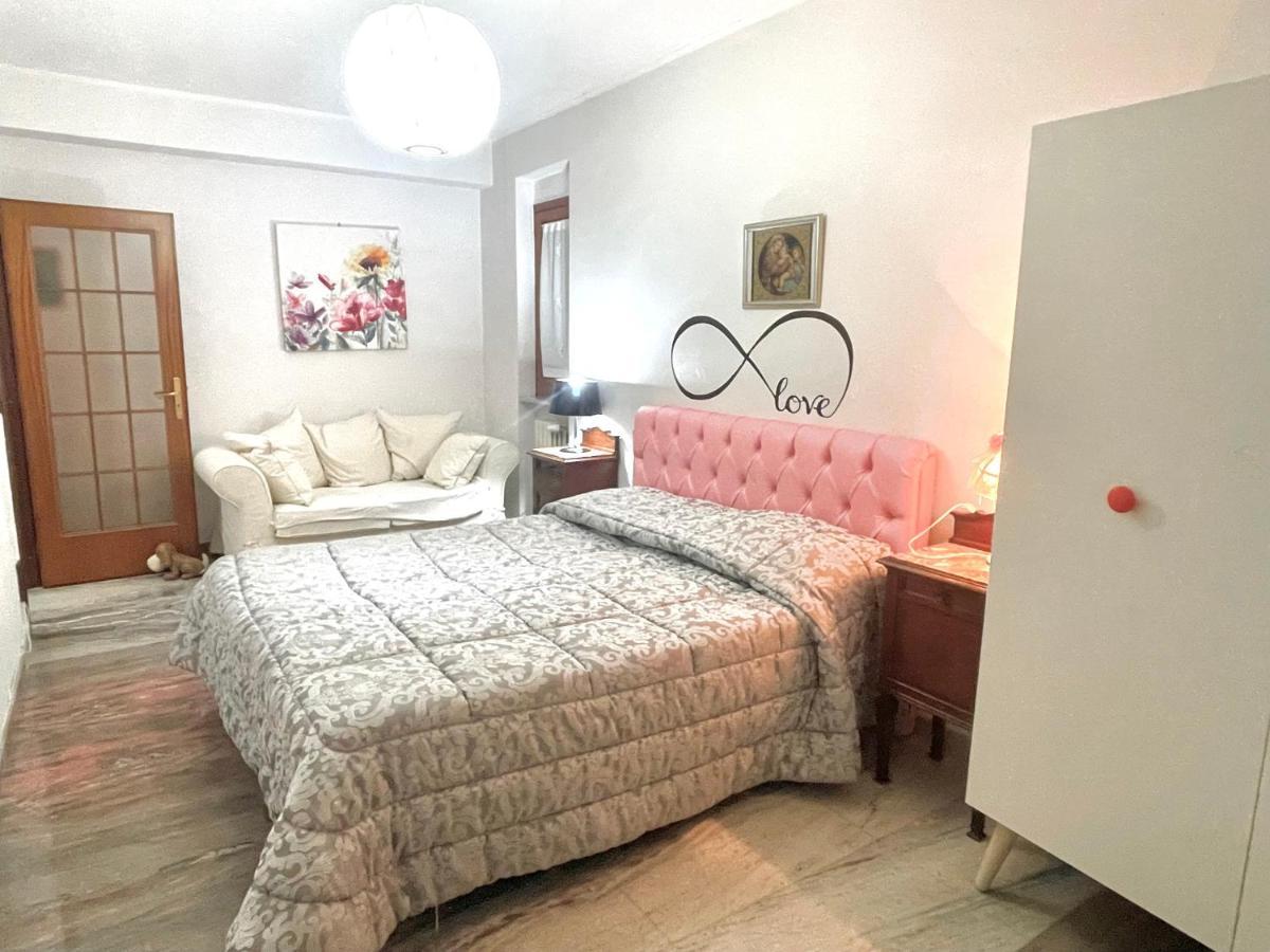 Ferienwohnung La Vie En Rose Mattinata Exterior foto